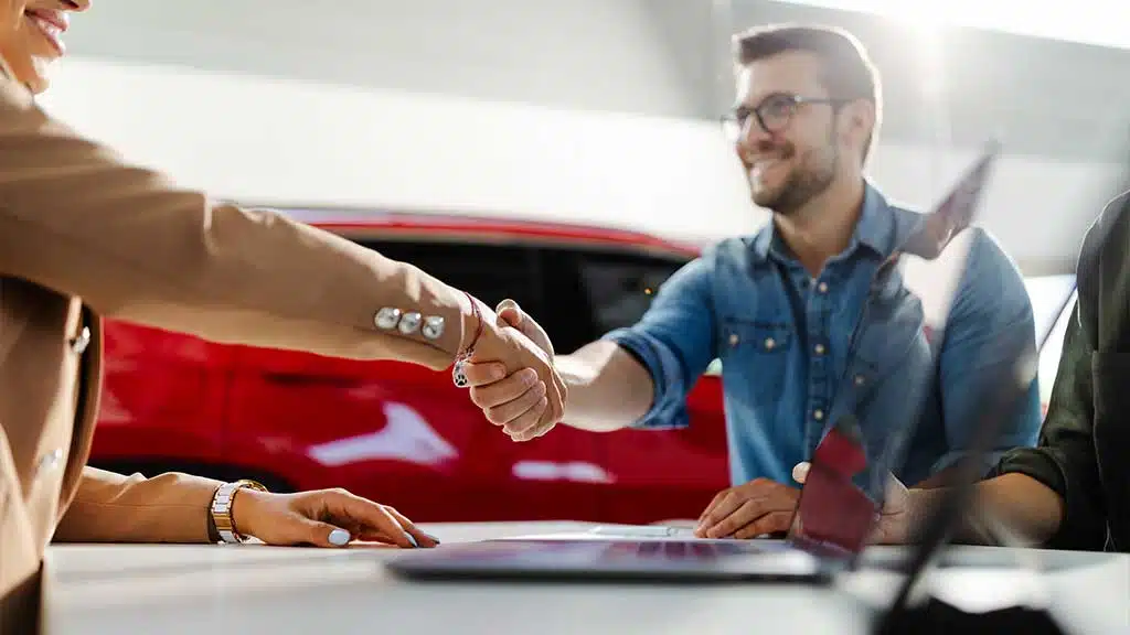 Finance Lease vs Contract Hire - SWISS Vans Finance Lease vs Contract Hire