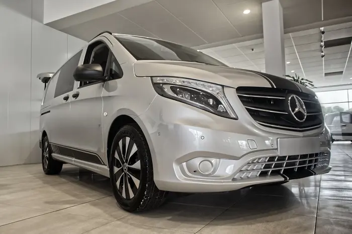Mercedes Vito Crew Cab