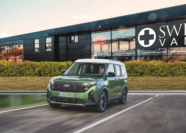 Ford Transit Courier Tourneo